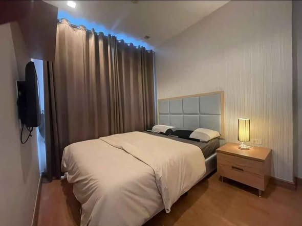 bedroom of Q House Sukhumvit 79