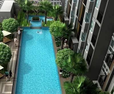 pool of Q House Sukhumvit 79