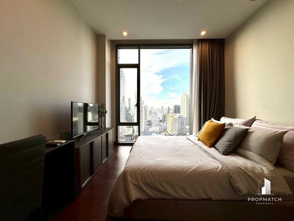 bedroom of Q1 Sukhumvit Condo by Q House