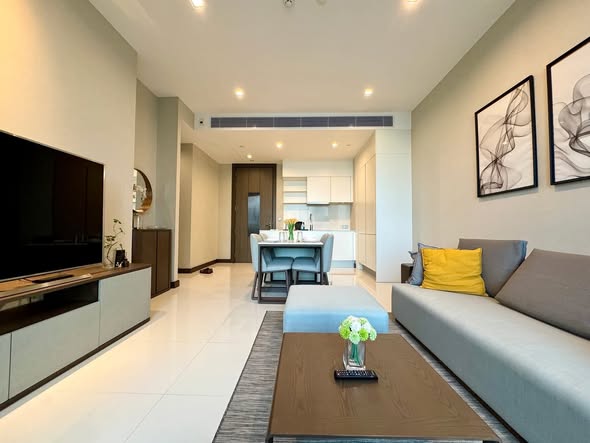 living room of Q1 Sukhumvit Condo by Q House