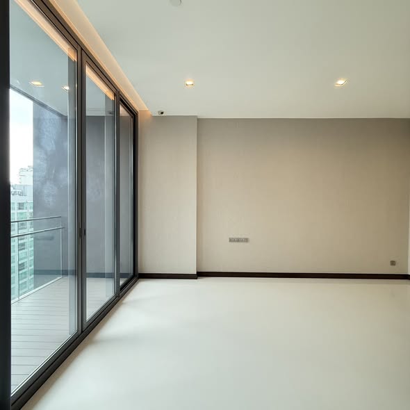 room interior of Q1 Sukhumvit Condo by Q House