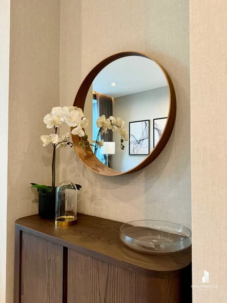 room interior and bathroom of Q1 Sukhumvit Condo by Q House
