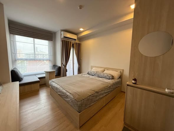 bedroom of QUINTARA MHy’ZEN PHROM PHONG (ควินทารา มาย’เซน พร้อมพงษ์)