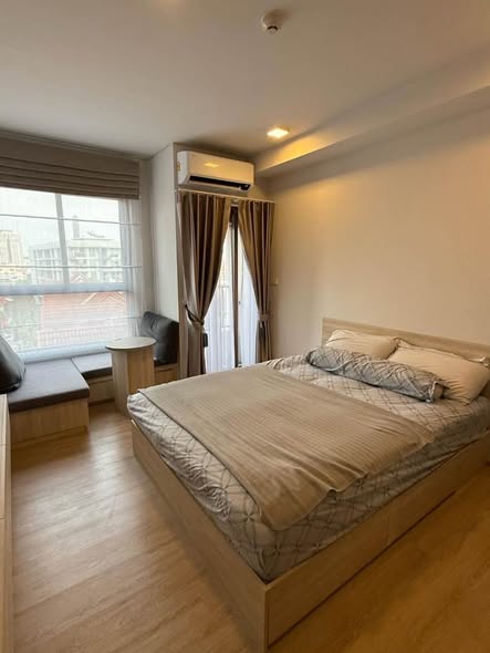 bedroom of QUINTARA MHy’ZEN PHROM PHONG (ควินทารา มาย’เซน พร้อมพงษ์)