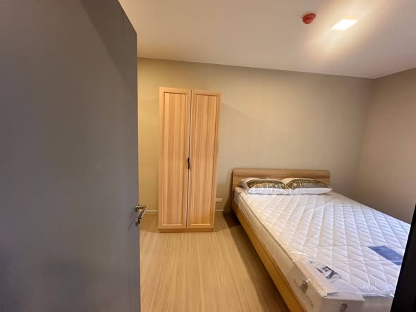bedroom and room interior of Quintara Phume Sukhumvit 39