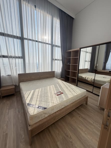 bedroom of Ramada Plaza by Wyndham Bangkok Sukhumvit 48