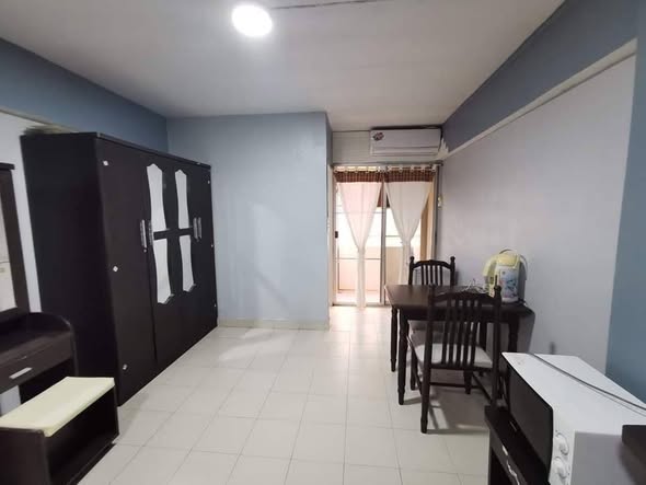 Ratchada Resort Condo
