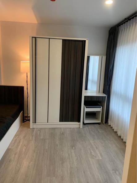 bedroom and room interior of REACH Phahon Yothin 52 (รีช พหลโยธิน 52)