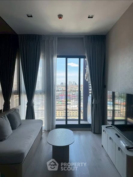 bedroom and living room and room interior of Reference Sathorn-Wongwianyai (เรฟเฟอเรนซ์ สาทร-วงเวียนใหญ่)