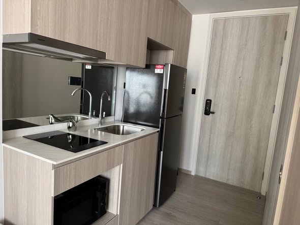 kitchen of Reference Sathorn-Wongwianyai (เรฟเฟอเรนซ์ สาทร-วงเวียนใหญ่)