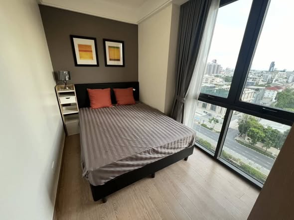 bedroom of Regal Sathon-Naradhiwas