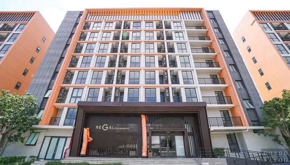 Regal Srinakarin 40