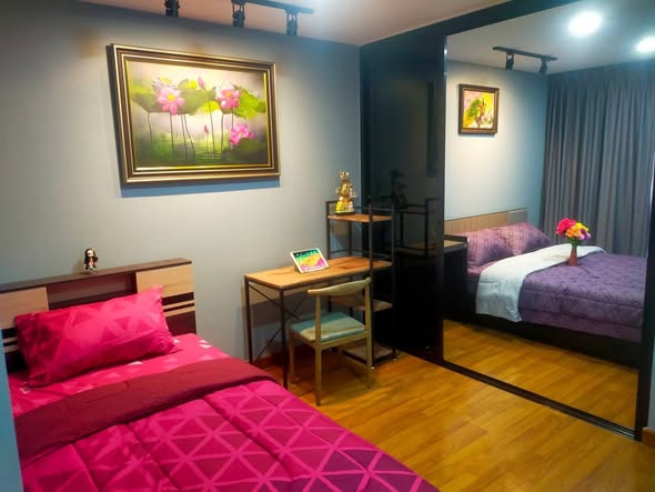 bedroom of Regent Home 18