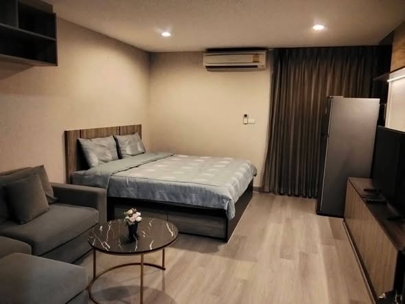 bedroom of Regent Home 19