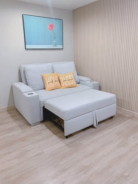 bedroom and living room of Regent Home 6/1 Prachachuen