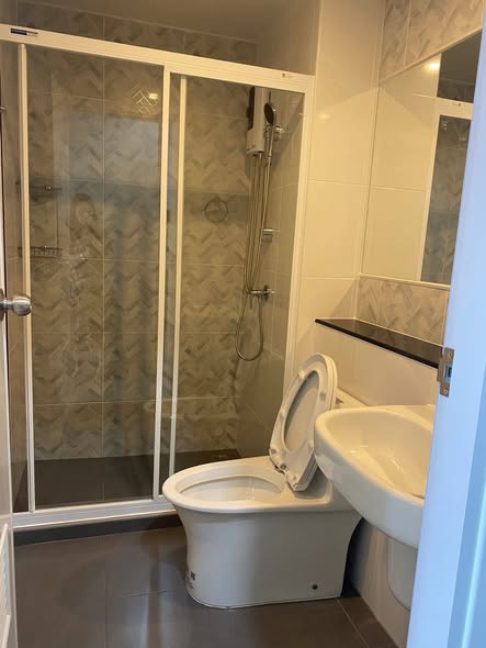 bathroom of Regent Home Bangna (รีเจ้นท์โฮม บางนา)