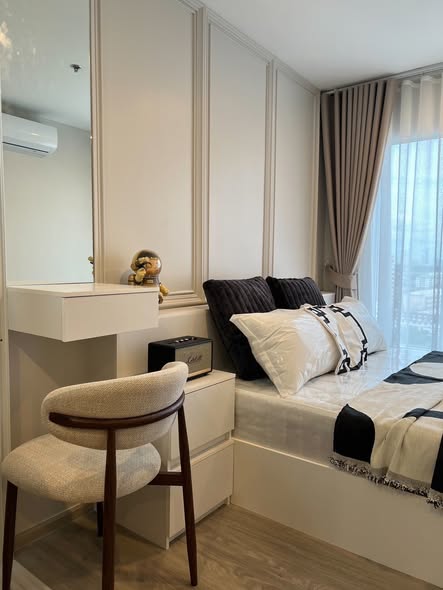 bedroom and bathroom of Regent Home Bangna (รีเจ้นท์โฮม บางนา)