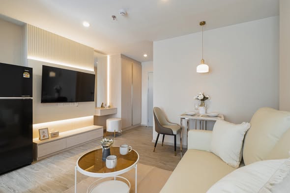 bedroom and living room of Regent Home Bangna (รีเจ้นท์โฮม บางนา)