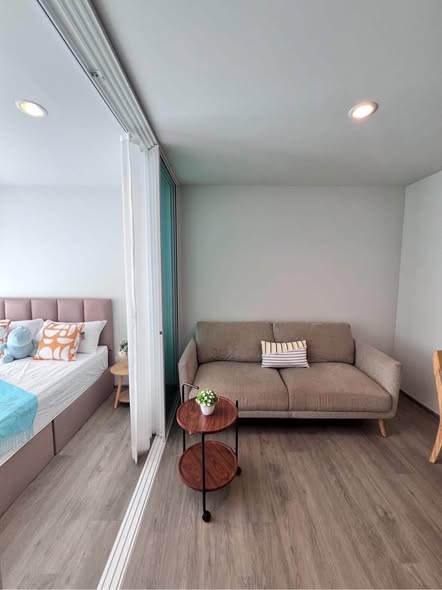 bedroom and living room and room interior of Regent Home Bangna (รีเจ้นท์โฮม บางนา)