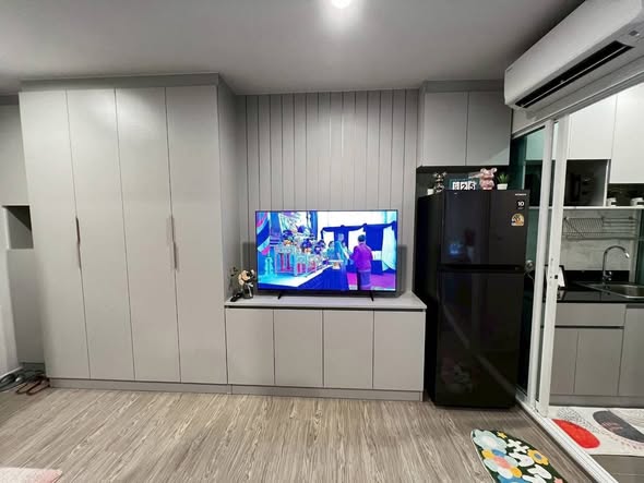 room interior and kitchen of Regent Home Bangna (รีเจ้นท์โฮม บางนา)