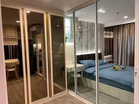 bedroom and room interior of Regent Home Bangson 28