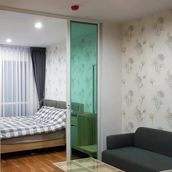 bedroom and room interior of Regent Home Sukhumvit 81