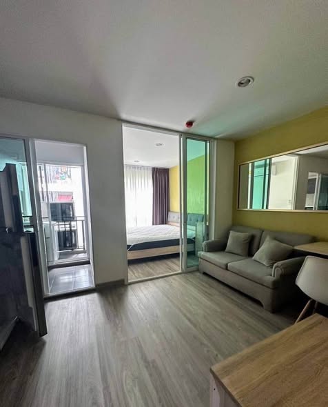 bedroom and room interior of Regent Home Sukhumvit 81