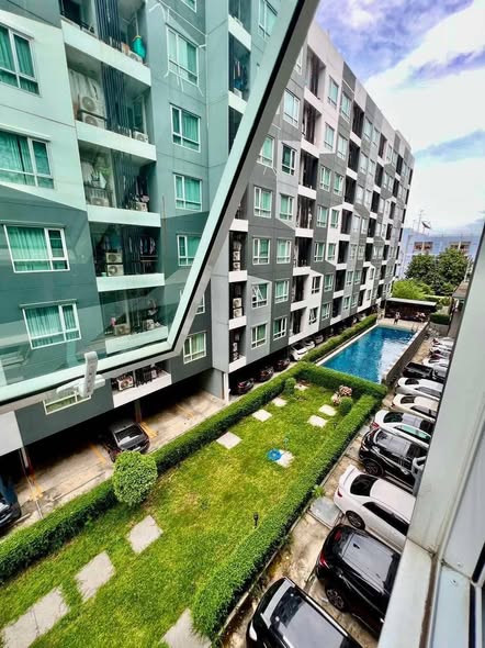 Regent Home Sukhumvit 81