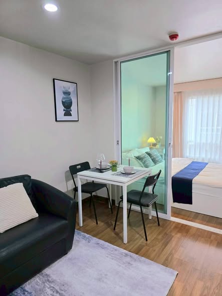 living room and bedroom and room interior of Regent Home Sukhumvit 81