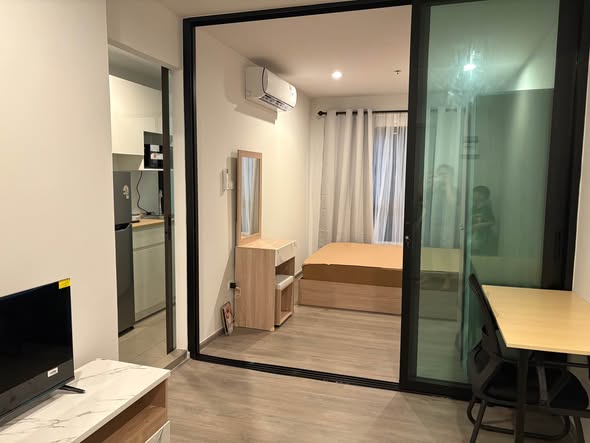 bedroom and room interior of Regent Home Wutthakat