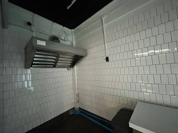 kitchen of Renovated Private 4 BR Townhouse @ BTS ONNUT