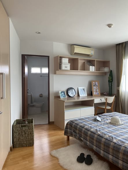 bedroom of Residence 52 Condominium