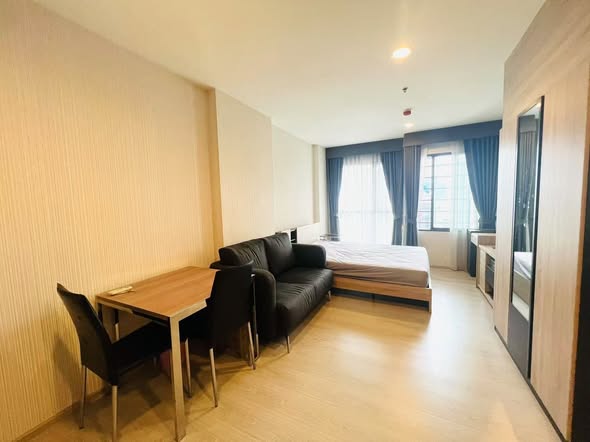 bedroom of Rhythm Asoke 2