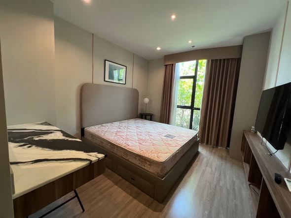 bedroom of Rhythm Ekkamai Estate
