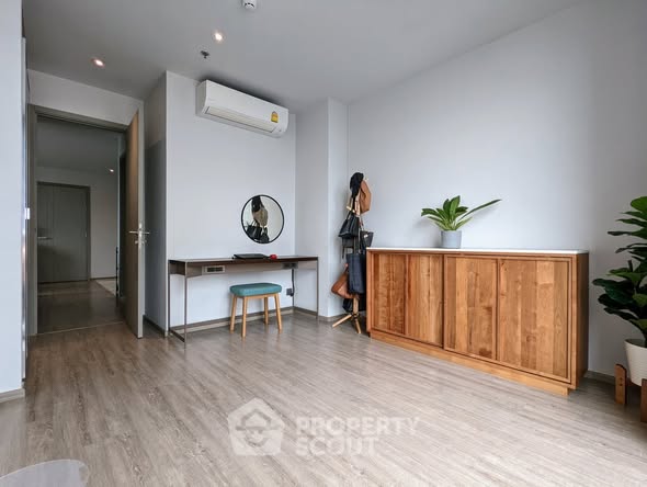 room interior of RHYTHM Ekkamai