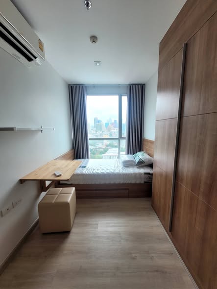 bedroom and room interior of RHYTHM Phahon-Ari