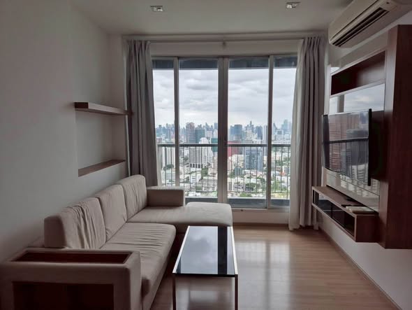 living room and bedroom of RHYTHM Phahon-Ari