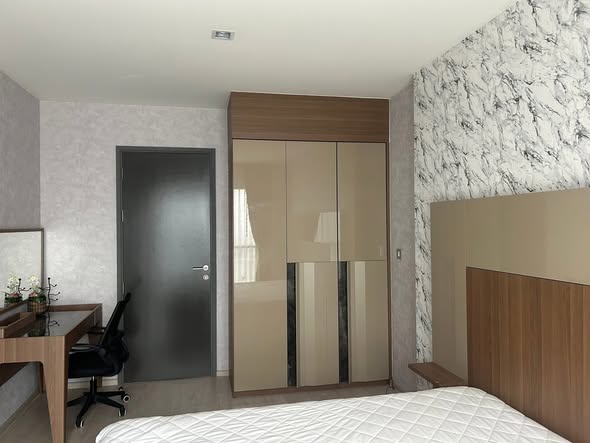 bedroom and room interior and bathroom of Rhythm Rang Nam