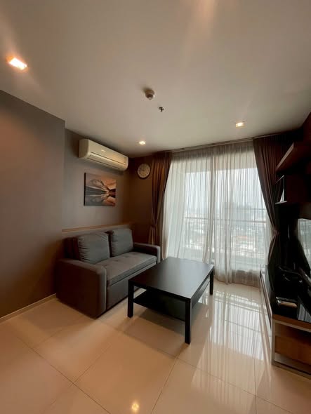 living room and bedroom of RHYTHM Ratchada-Huaykwang