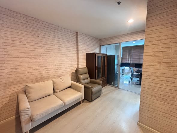 bathroom of Rhythm Sathon-Naradhiwas