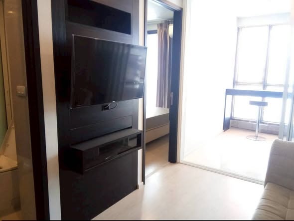 room interior of RHYTHM Sathorn