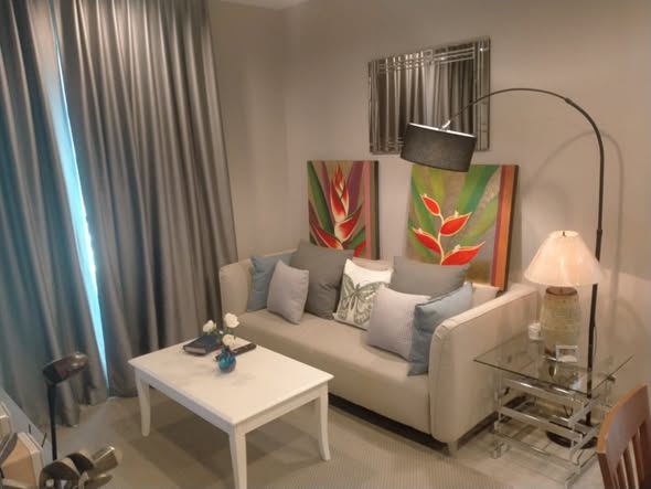 bedroom and living room of Rhythm Sukhumvit 36-38