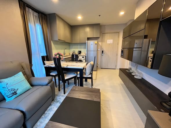 living room and bedroom of Rhythm Sukhumvit 36-38