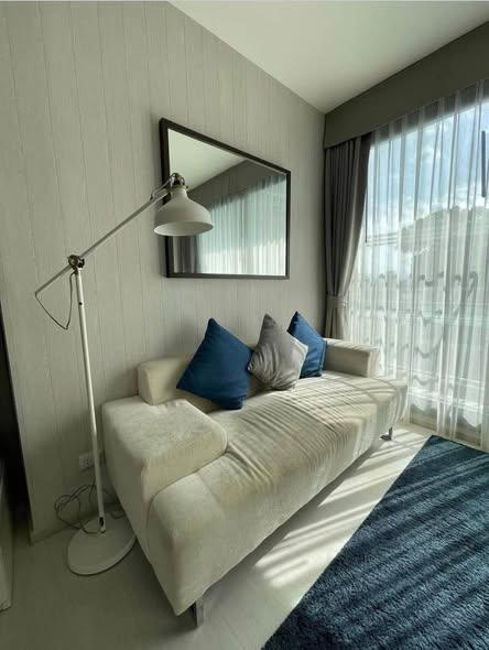 bedroom and living room of Rhythm Sukhumvit 42