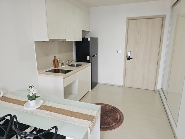 Rhythm Sukhumvit 42