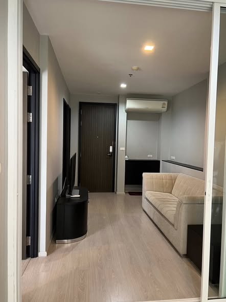 living room and room interior of RHYTHM Sukhumvit 44/1