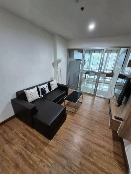 living room of Rhythm Sukhumvit 50