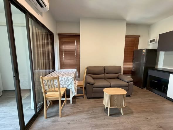 living room and room interior of Rich Point @BTS Wutthakat