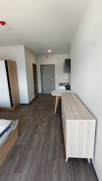 room interior of Rich Point @BTS Wutthakat