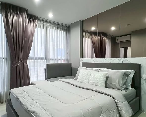 bedroom of Rise Rama 9